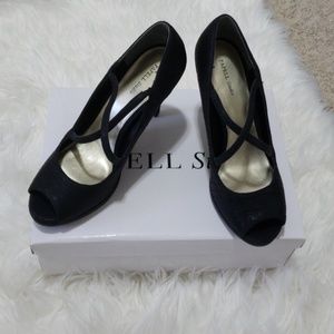 •Brand New• Papell Studio Heels